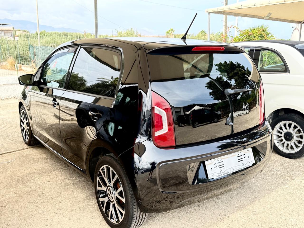 Volkswagen up! Up 2015