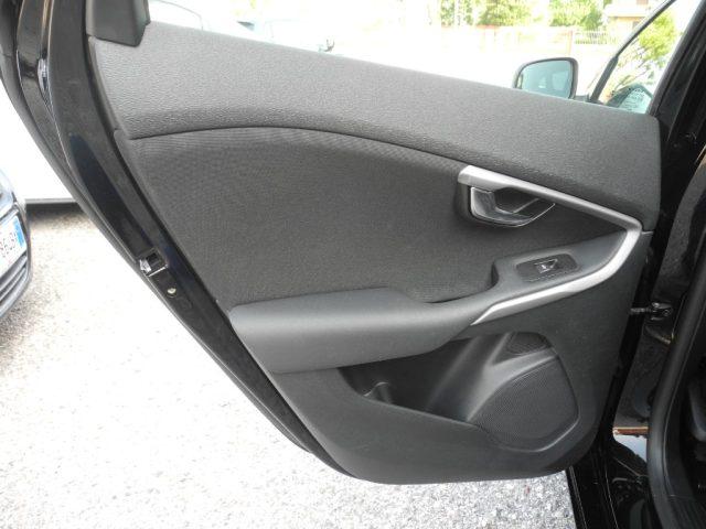 VOLVO V40 D2 1.6 D Kinetic - OK NEOPATENTATI - UNICO PROPR.