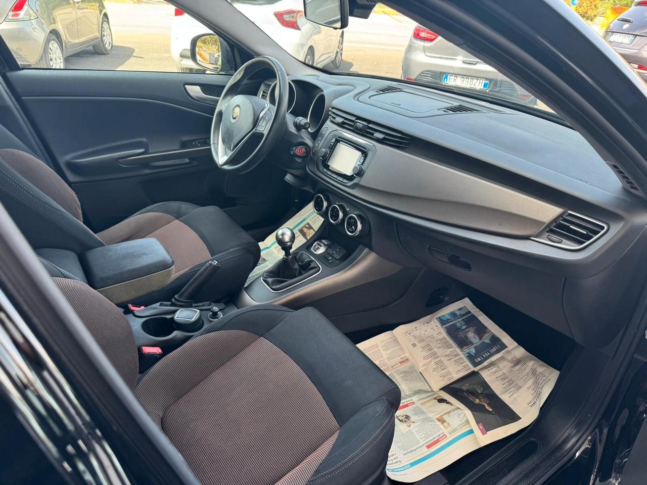 Alfa Romeo Giulietta 1.6 JTDm-2 105 CV Distinctive