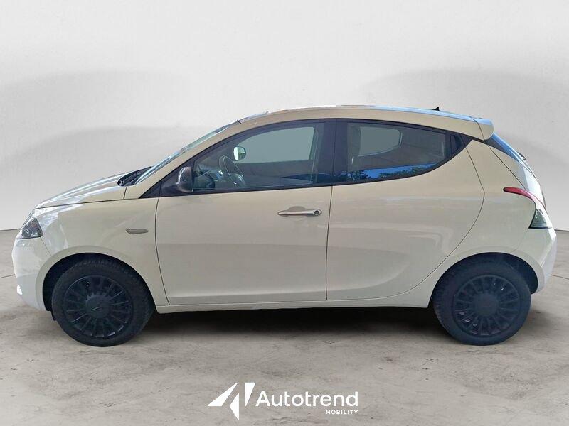 Lancia Ypsilon 1.0 FireFly 70 CV Hybrid Silver S&S