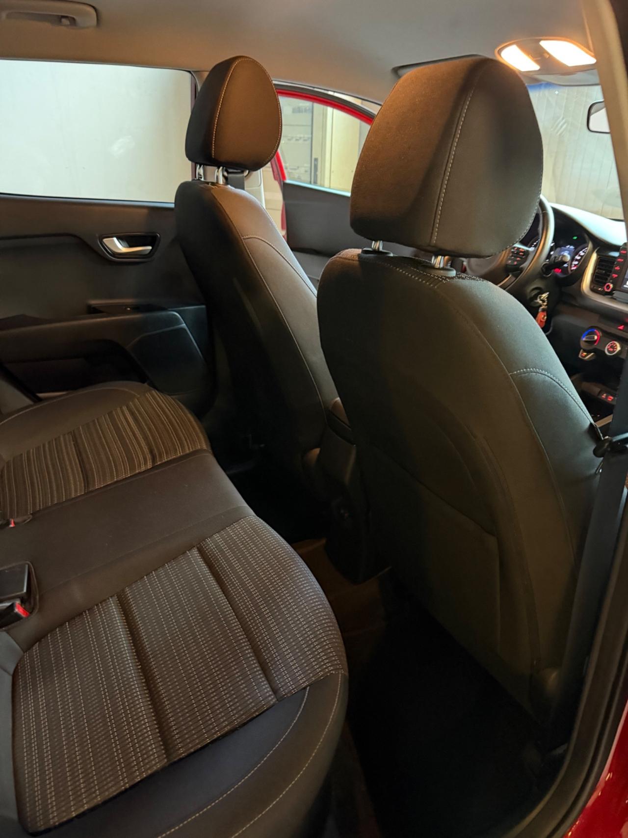 Kia STONIC 1.6 CRDI 5P KMCERT NEOPAT GARANZ