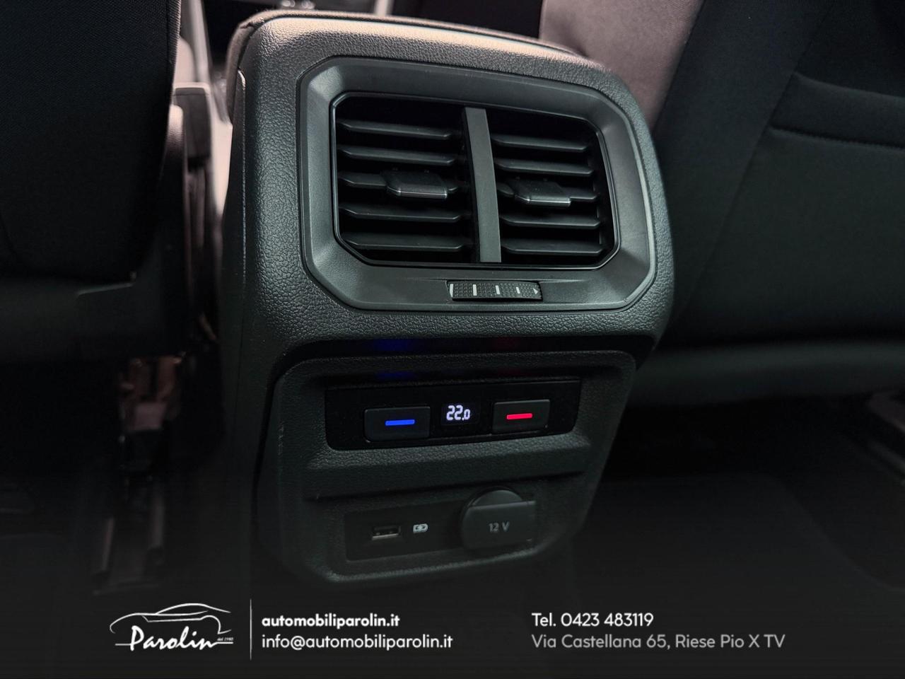 Volkswagen Tiguan 1.6 tdi Sport R-Line LED-CarPlay-19''