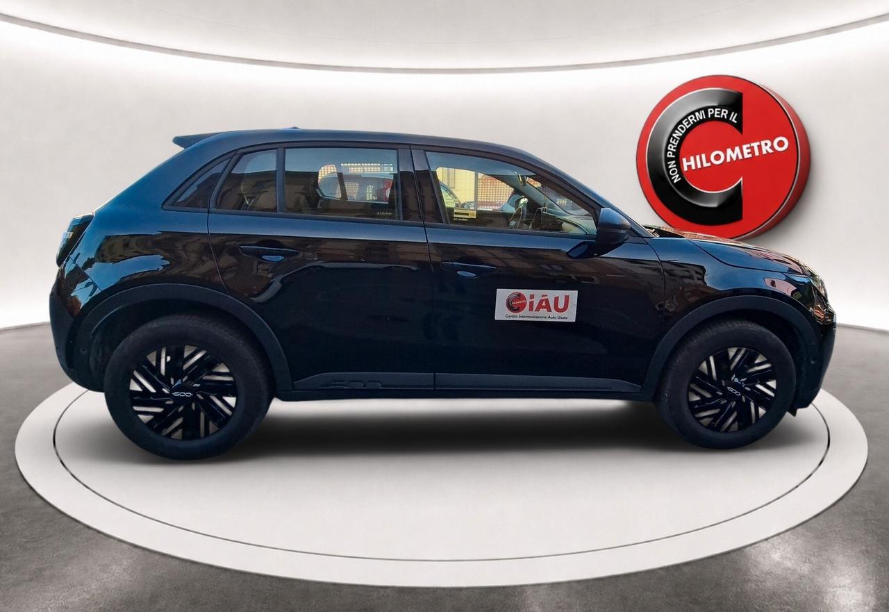 Fiat 600 Hybrid 110 CV DCT MHEV Business