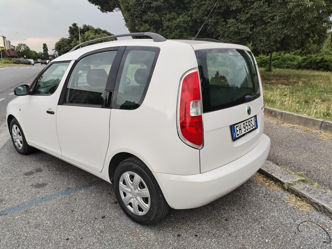 Skoda Roomster 1.2 70CV 2011 KM 162000