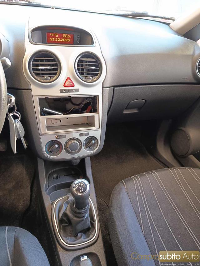 OPEL Corsa 1.2 5 porte Club