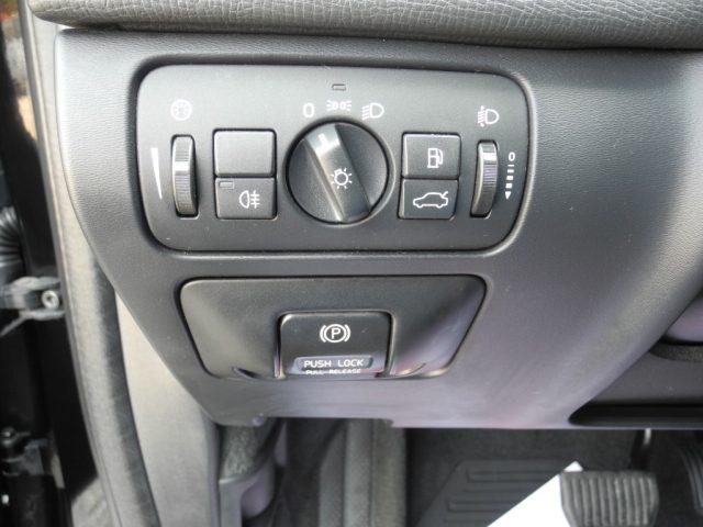 VOLVO XC60 D3 AWD Geartronic Summum autom.-UNICO PROPRIETARIO