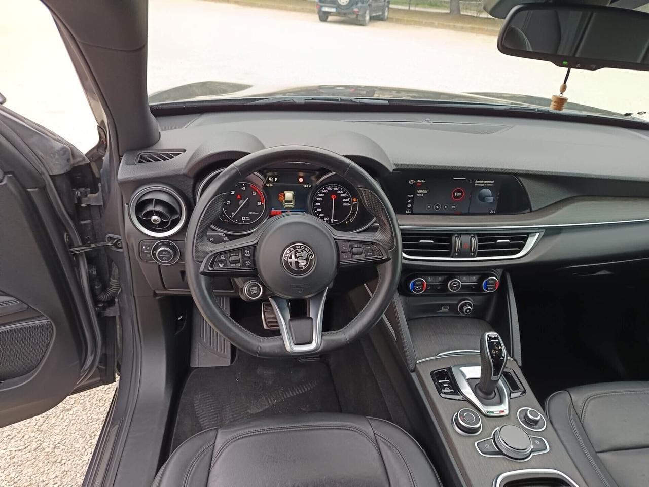 Alfa Romeo Stelvio 2.2 MTJ 210 CV AT8 Q4 Ti