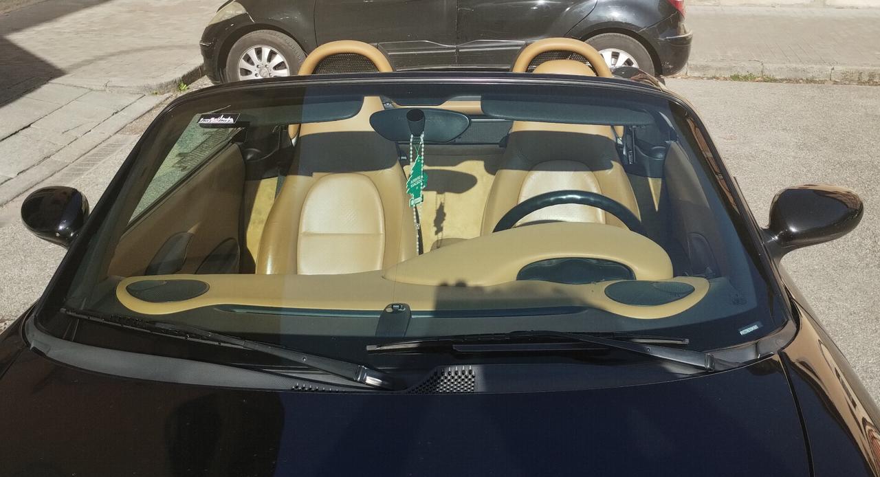 Porsche Boxster 2.5i 24V cat