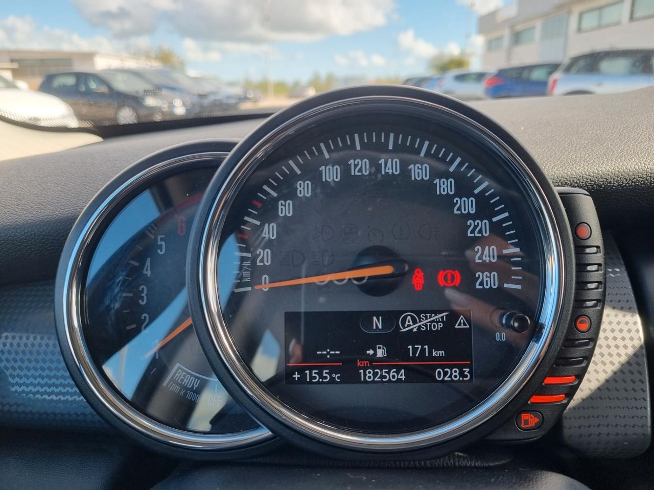 Mini 1.5 One D Business XL