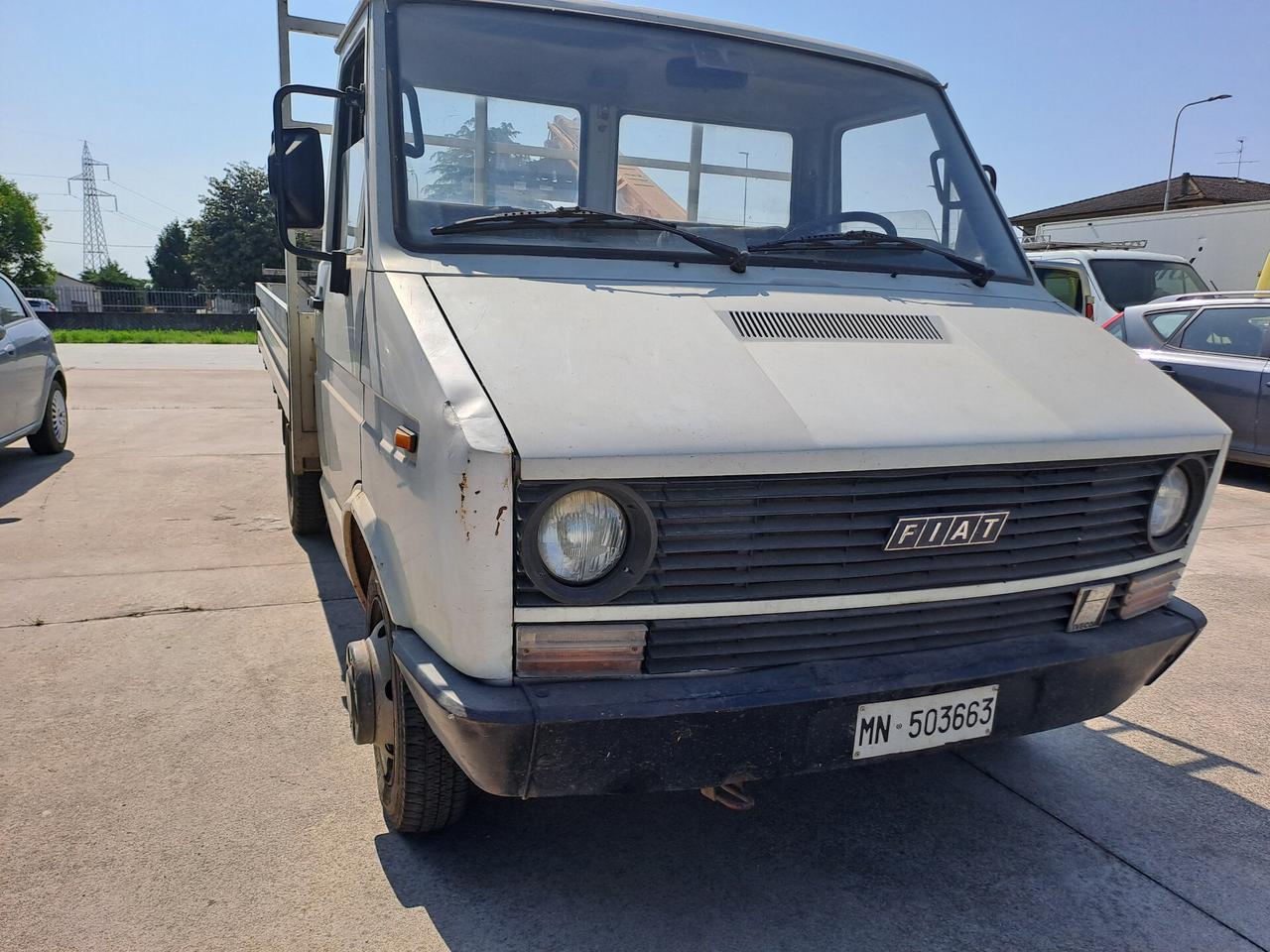 Iveco Daily con cassone aperto