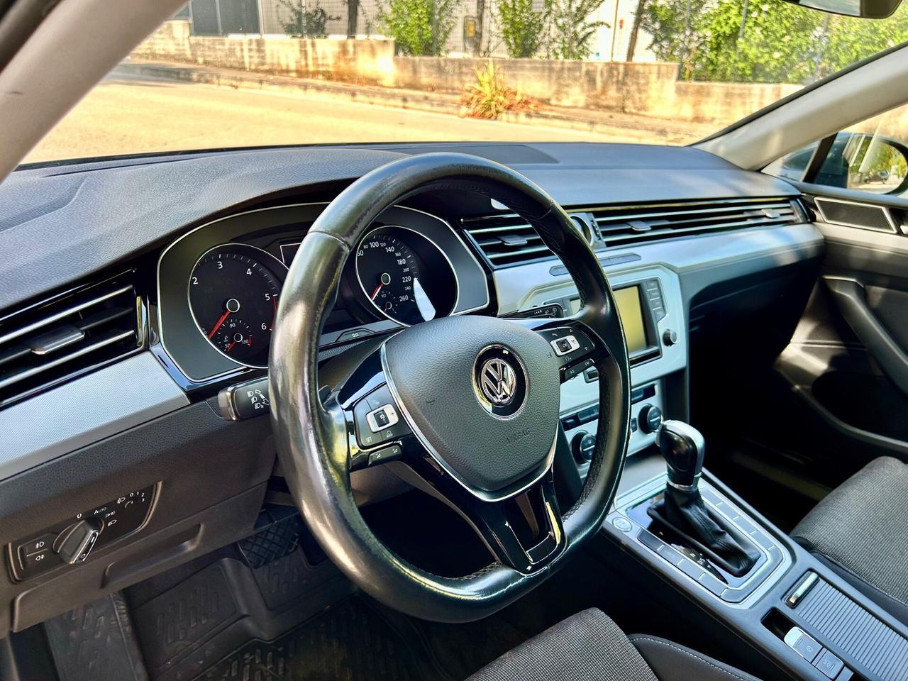 Volkswagen Passat Variant 1.6 TDI SCR DSG Business BMT - APPENA TAGLIANDATA !