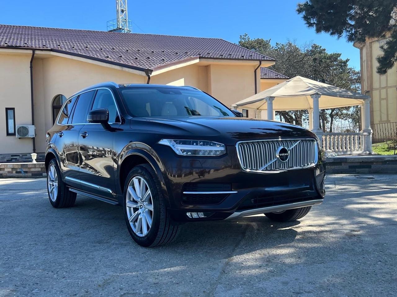 Volvo XC 90 XC90 D5 AWD Geartronic 7 posti Inscription