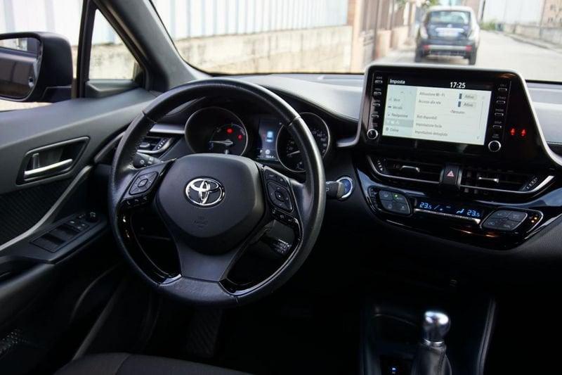 Toyota C-HR 1.8 Hybrid E-CVT Business