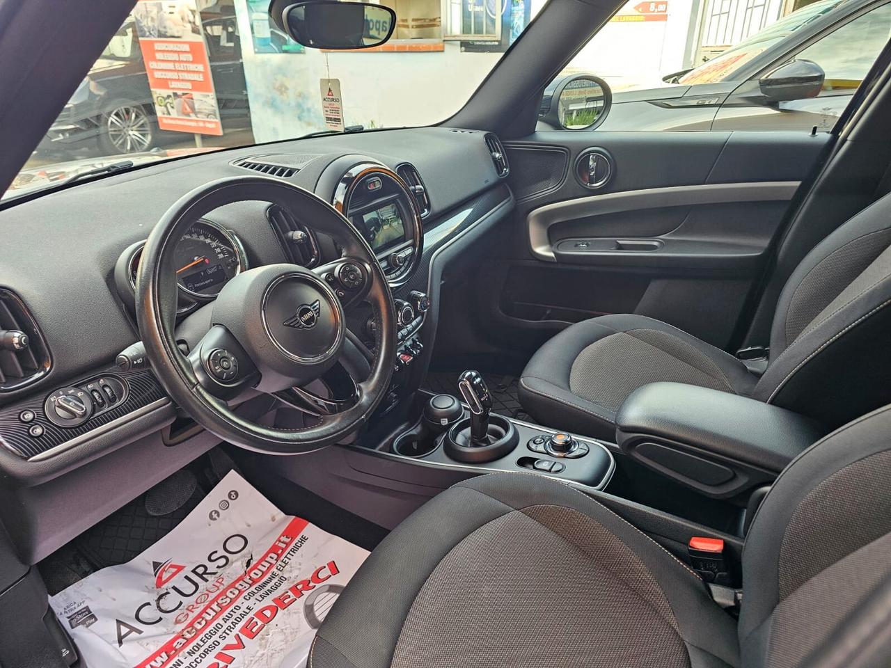 Mini One Countryman 1.5 Cooper Hype