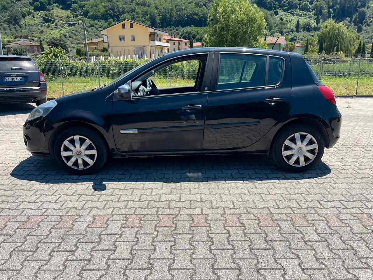 Renault Clio 1.2 16V 5 porte Luxe