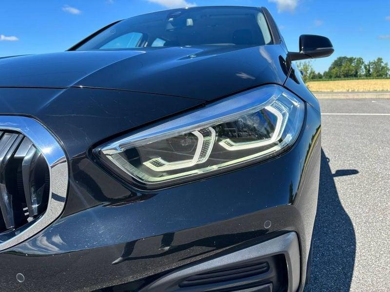 BMW Serie 1 NEOP. COCKPIT - VOLANTE M - 1.5 Benzina 136cv