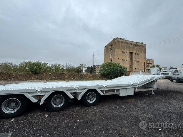 CARRELLONE SEMIRIMORCHIO COLLO D'OCA AUTONOMO