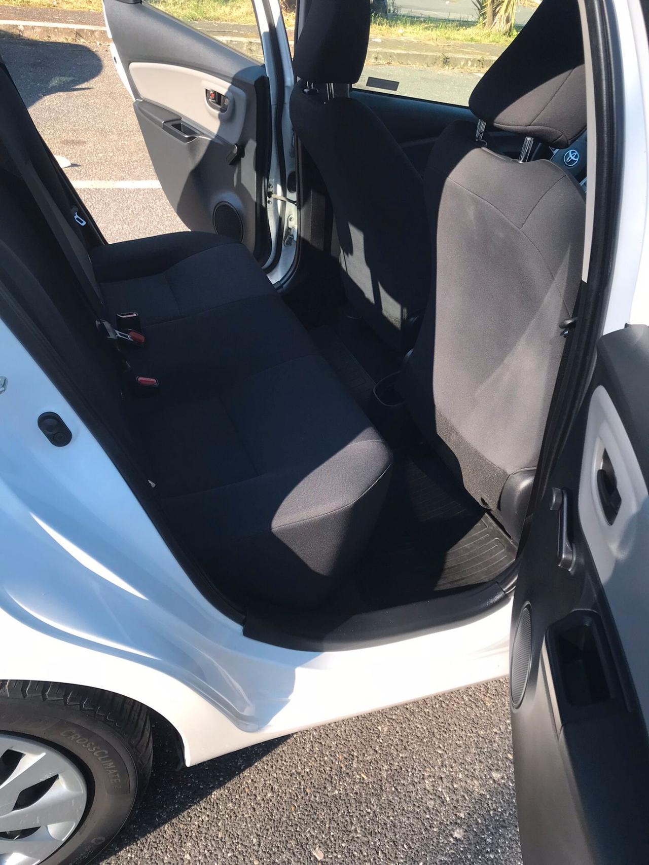 Toyota Yaris 1.0 5 porte Active