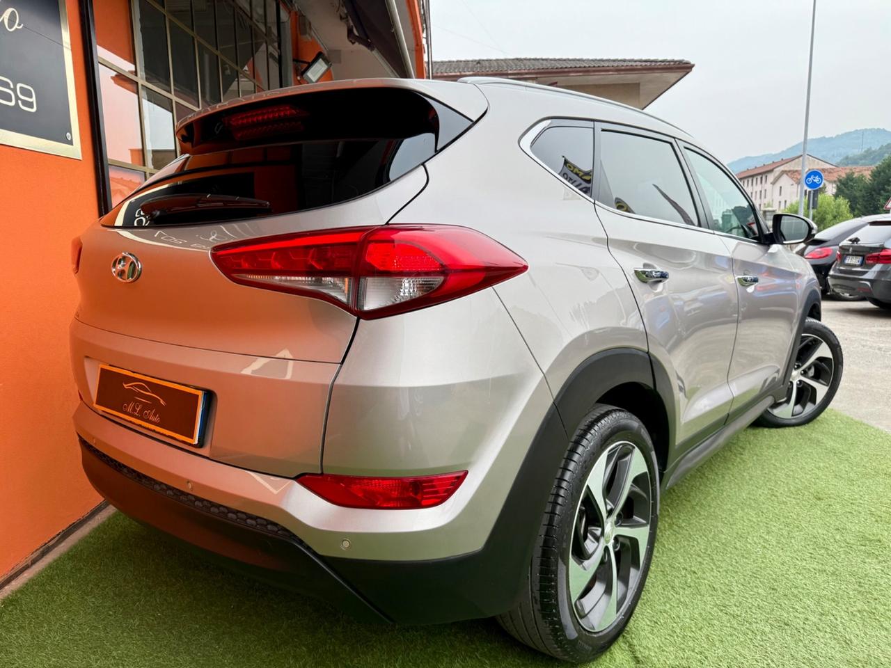 Hyundai Tucson 1.7 CRDi FULL OPTIONAL