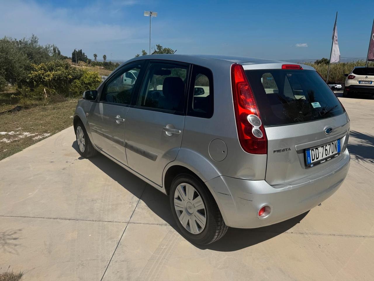 Ford Fiesta 1.4 TDCi 5p. Ghia