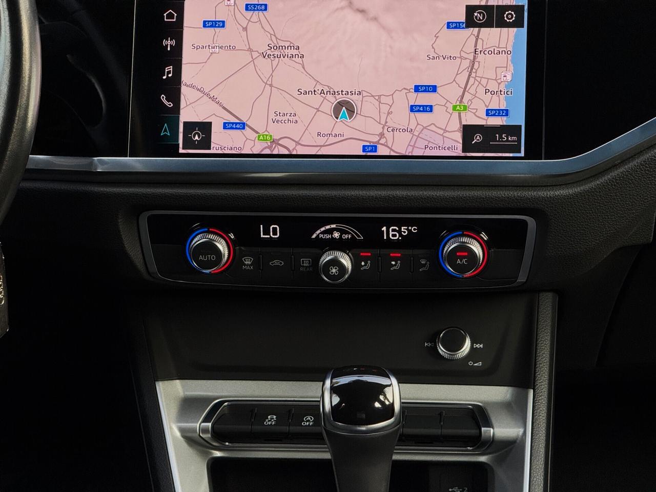 Audi Q3 40 TDI S line S tronic 200CV Quattro CAM