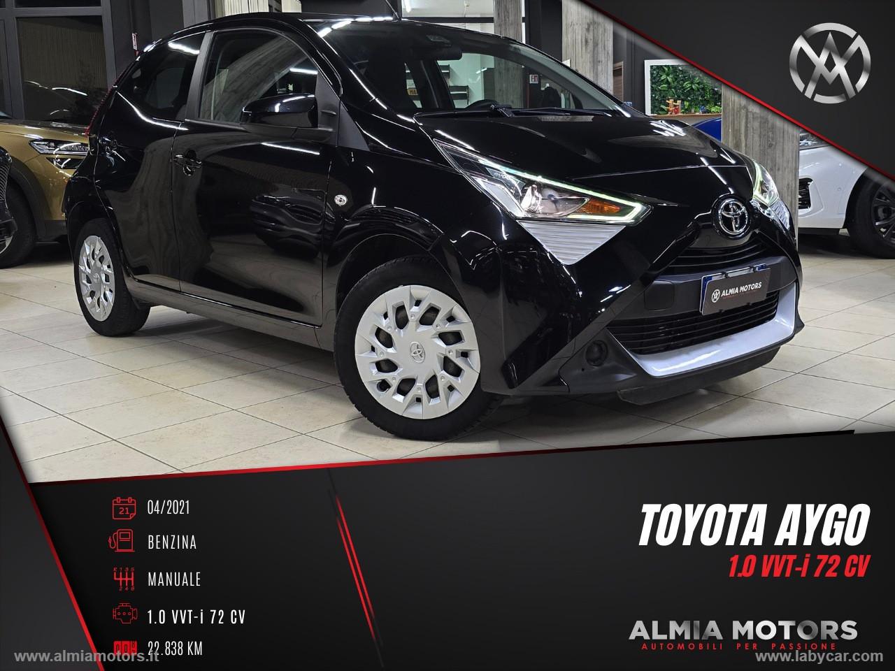 TOYOTA Aygo Connect 1.0 VVT-i 72 CV 5p. x-play