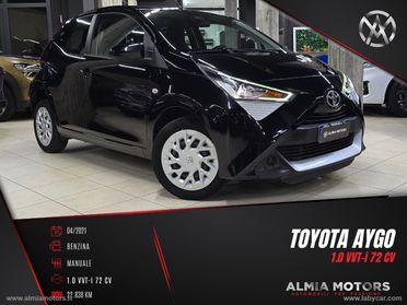 TOYOTA Aygo Connect 1.0 VVT-i 72 CV 5p. x-play
