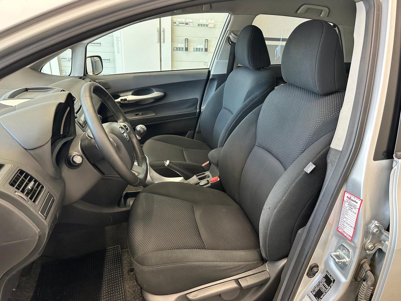 Toyota Auris 5p 1.4d Active c/CL