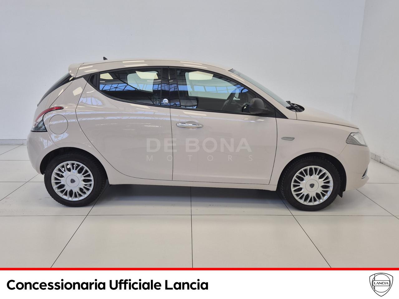 Lancia Ypsilon 1.2 silver ecochic gpl 69cv
