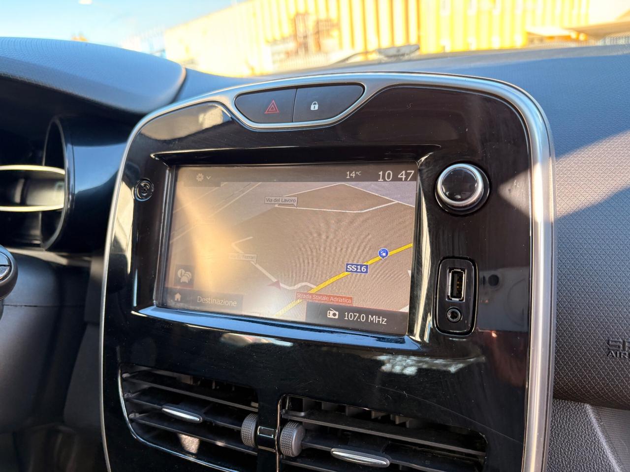 Renault Clio dCi 8V 75 CV Start&Stop 5 porte Energy Duel