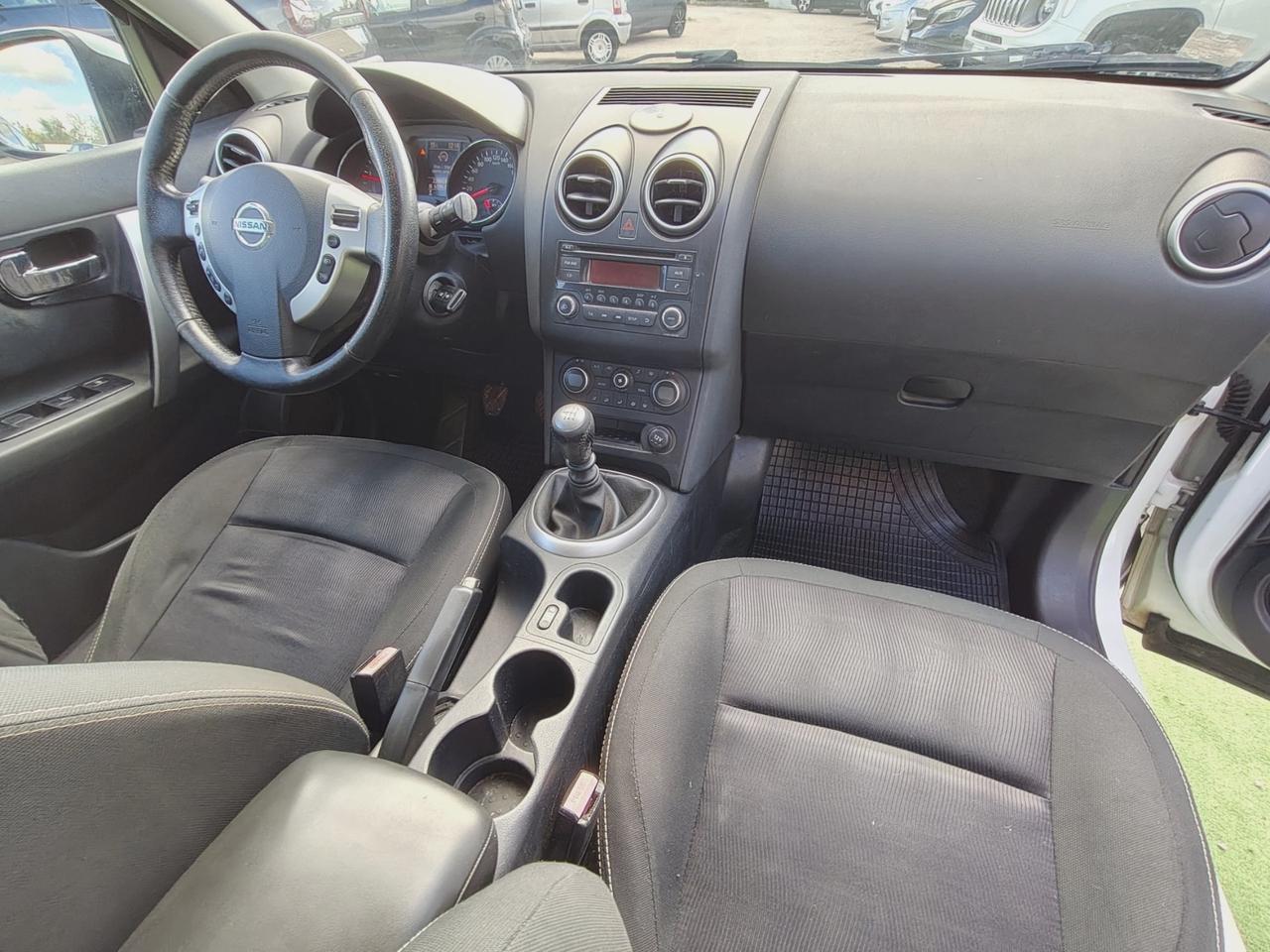 Nissan Qashqai 1.6 dCi DPF Tekna - 2012