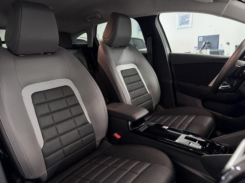 Citroën C4 Hybrid 145 cv Automatico Business