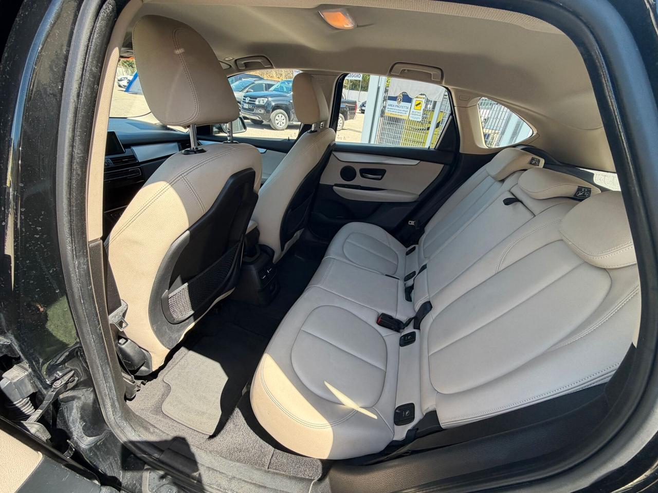 Bmw 2er Active Tourer 218d Advantage