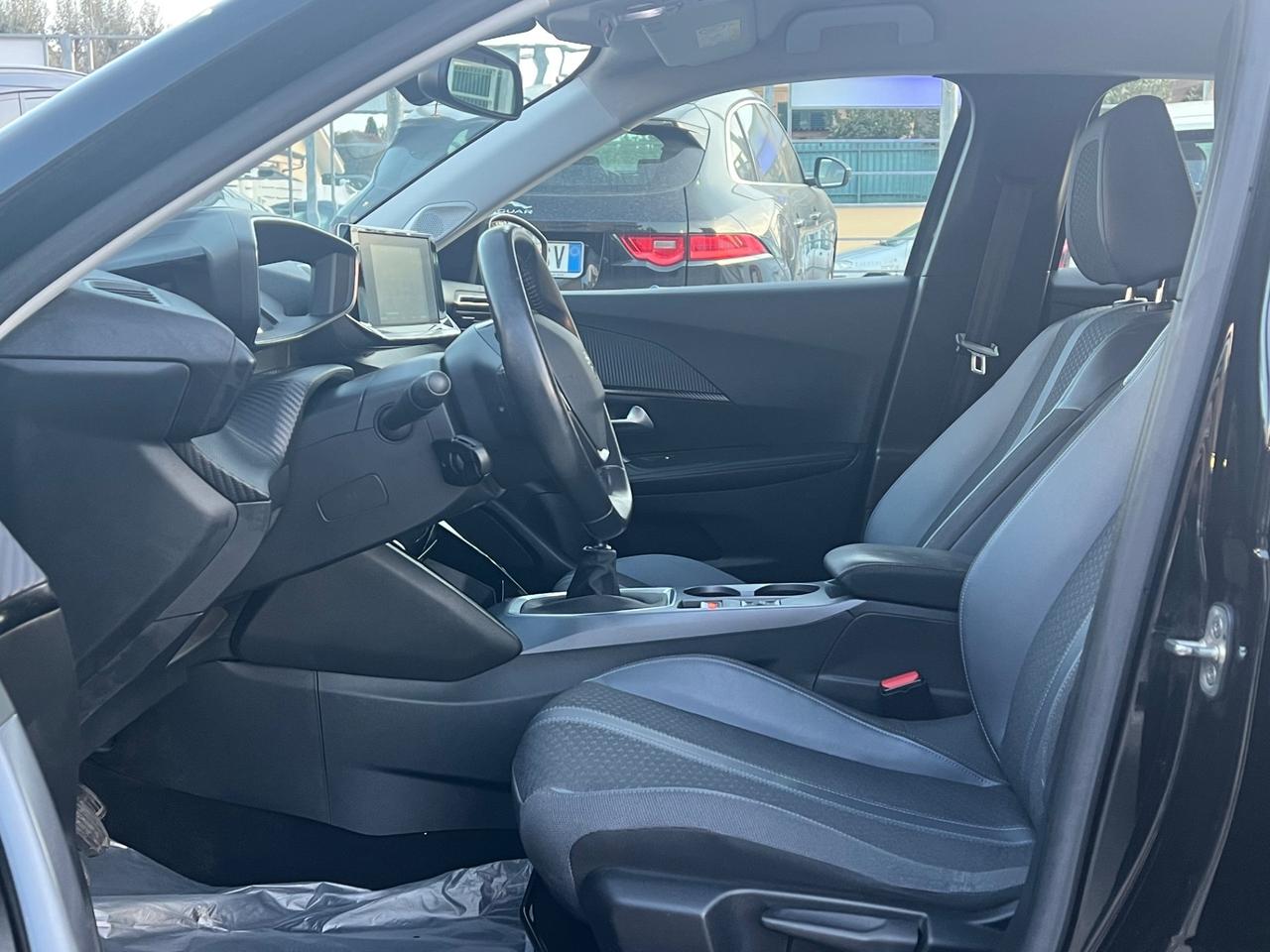 Peugeot 2008 PureTech 100 S&S Allure