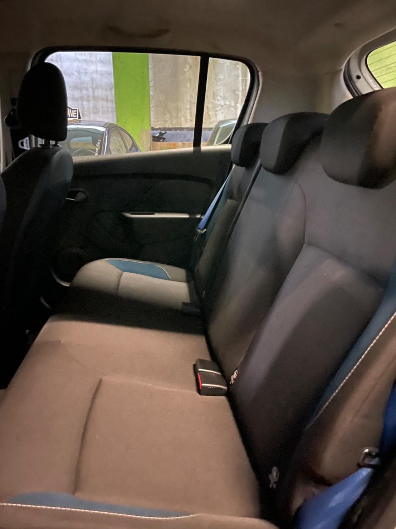 Dacia Sandero 1.2 Neopatentati Euro 5