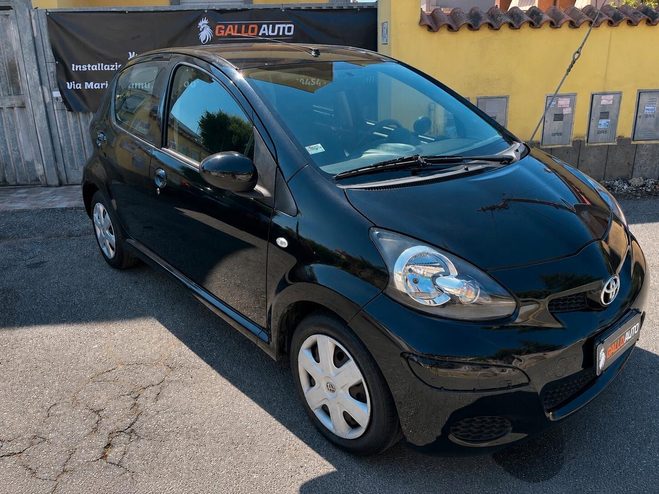 Toyota Aygo 1.0 12V VVT-i 5 porte Tobasco MMT