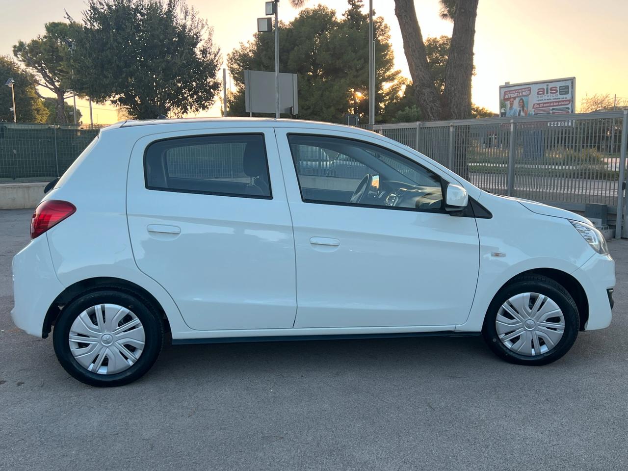 Mitsubishi Space Star 1.0 Invite 1PROPRIETARIO