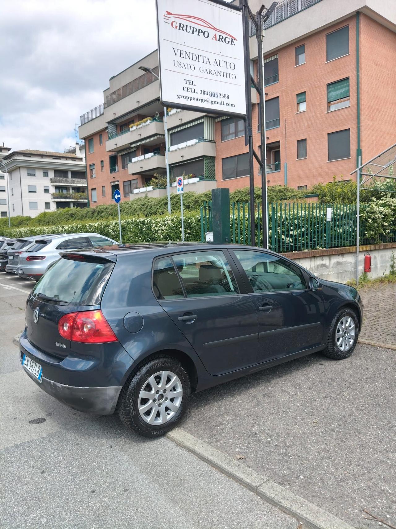 Volkswagen Golf 1.6 16V FSI 5p. Comfortline