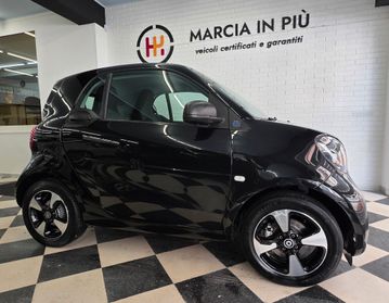 Smart ForTwo EQ elettrica cabrio Passion