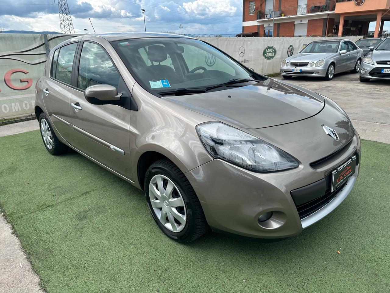 Renault Clio 5P*1.2*16V*LUXE*NAVI*CRUISE*SOLO 38.000KM*