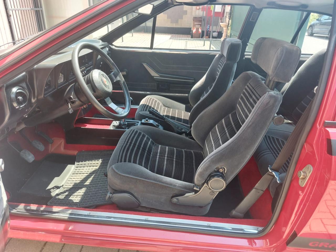 Alfa Romeo GTV 2.0 Grand Prix 130 cv serie numerata asi !!