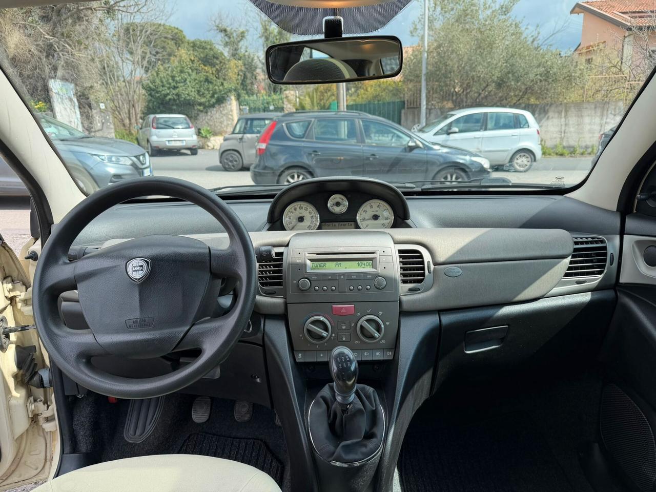 Lancia Ypsilon 1.2 16V Oro