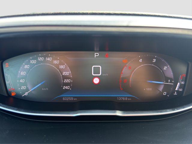 PEUGEOT 3008 3008 BlueHDi 130 EAT8 Allure Pack