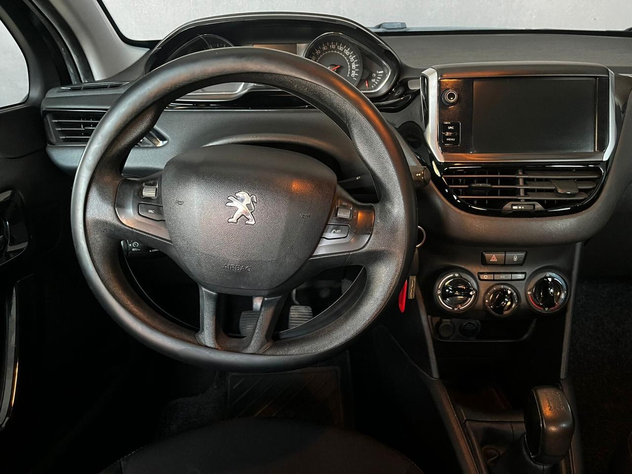 Peugeot 208 PureTech 82 5 porte Allure