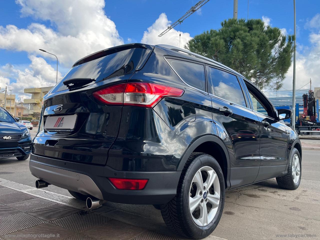 FORD Kuga 2.0 TDCI 140 CV 2WD Titanium