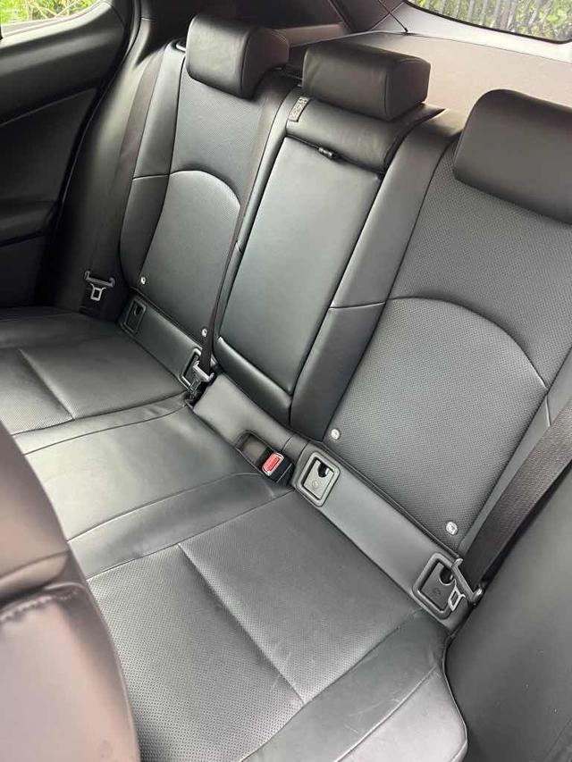 LEXUS UX 250h UX Hybrid Premium UniPro KmCertif