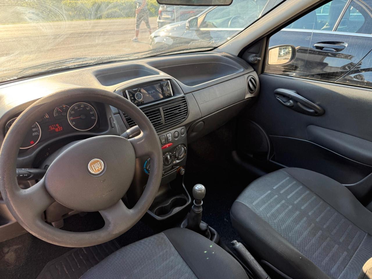 Fiat Punto 1.2 Benzina Neopatentati