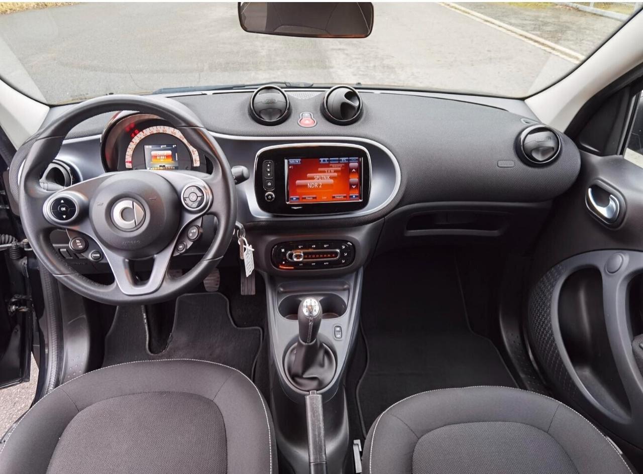 Smart ForFour 70 1.0 Passion C Manuale Cabriolet Navigatore