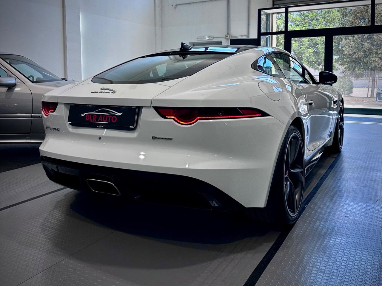 Jaguar F-Type 2.0 aut. Coupé R-Dynamic