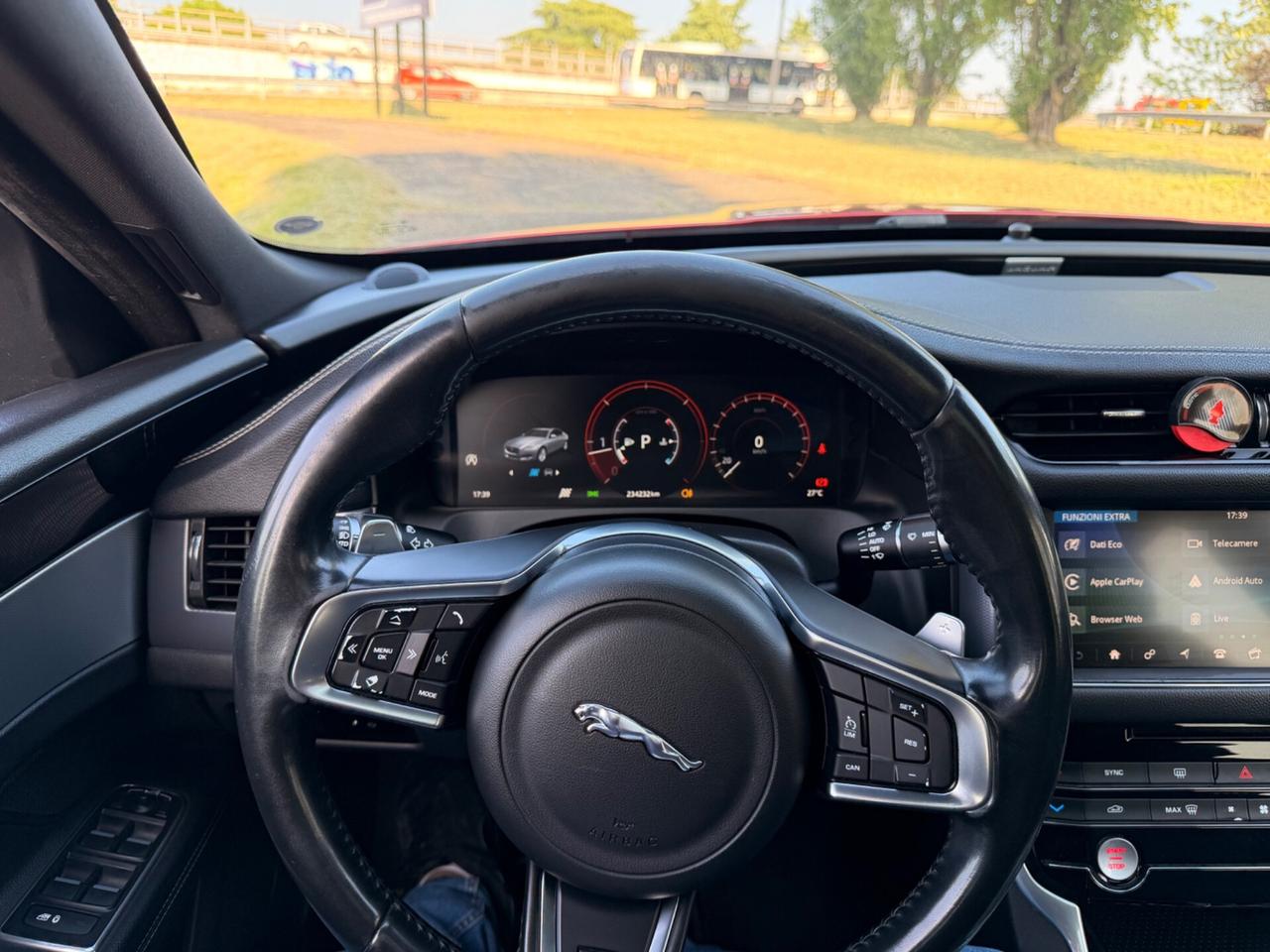 Jaguar XF 2.0D 240 CV AWD R-Sport full pelle tetto EXPORT